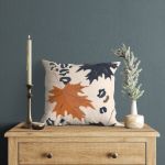 Fecra Yaprak Desenli Kırlent Kılıfı 43*43 resmi